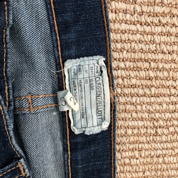 Current Elliott Jeans - Picture 2 of 2